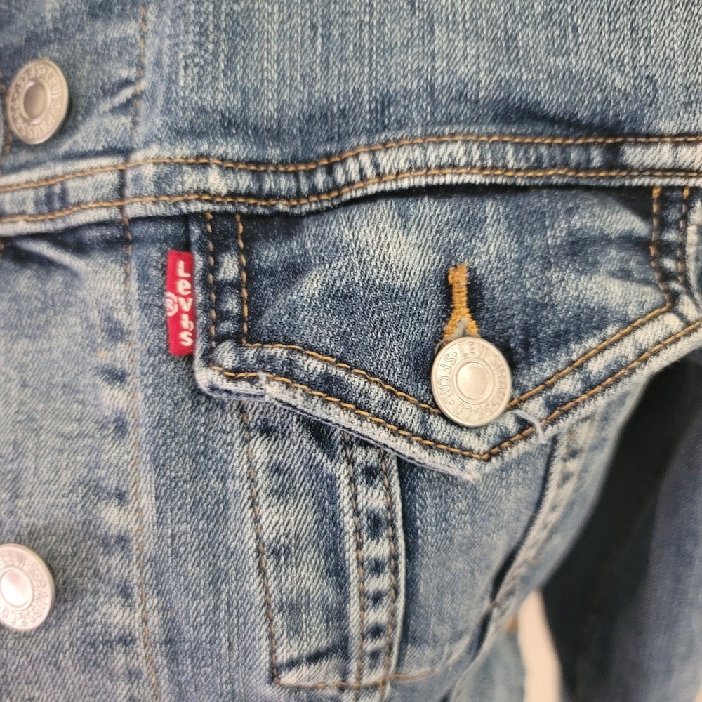 Levi's Jean Jacket, women's size Small.